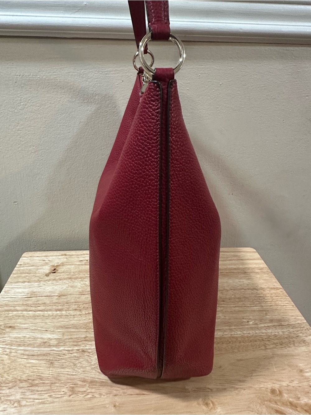 kate spade Red Pebbled Leather Shoulder Hobo Bag with Hold Hardware - Picture 9 of 16